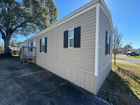 Building Photo - 17091 Swamp Rd