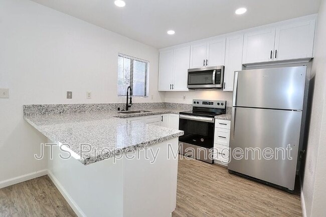 Building Photo - 5848 Alorn Ln