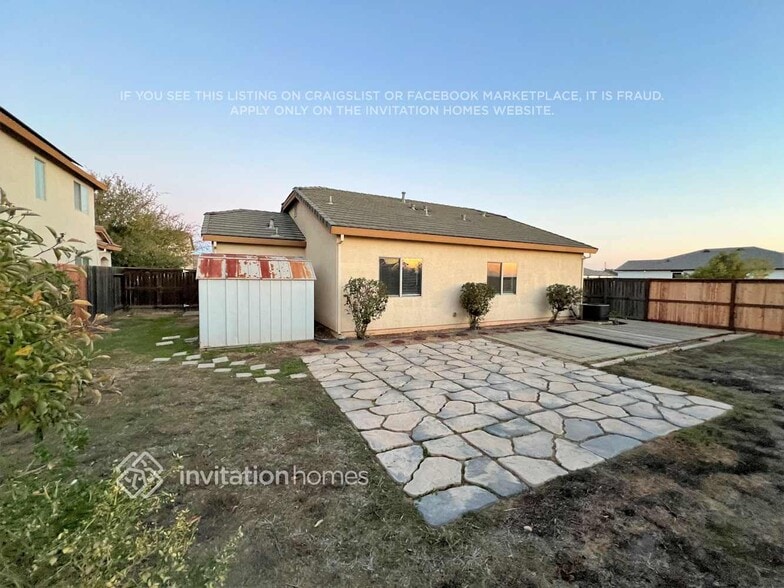 Building Photo - 5548 Seedling Way