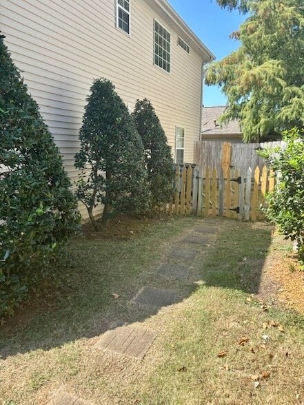 Building Photo - 503 Bridal Way Ct