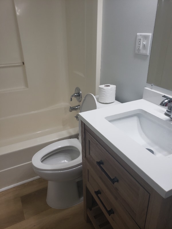 Building Photo - 3707 Blackstone Ave