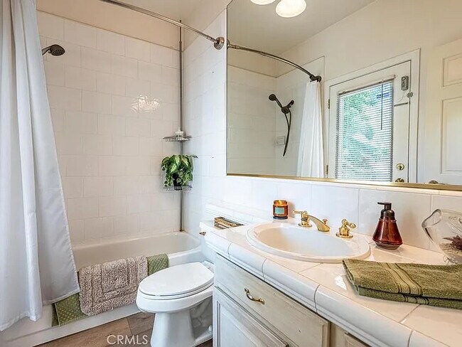 Building Photo - 15305 Saddleback Rd