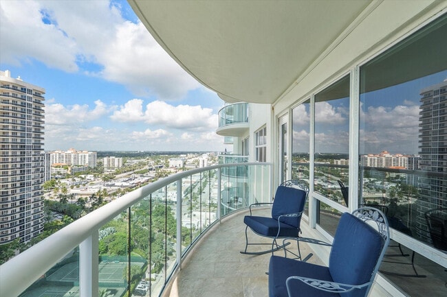 Building Photo - 3400 Galt Ocean Dr