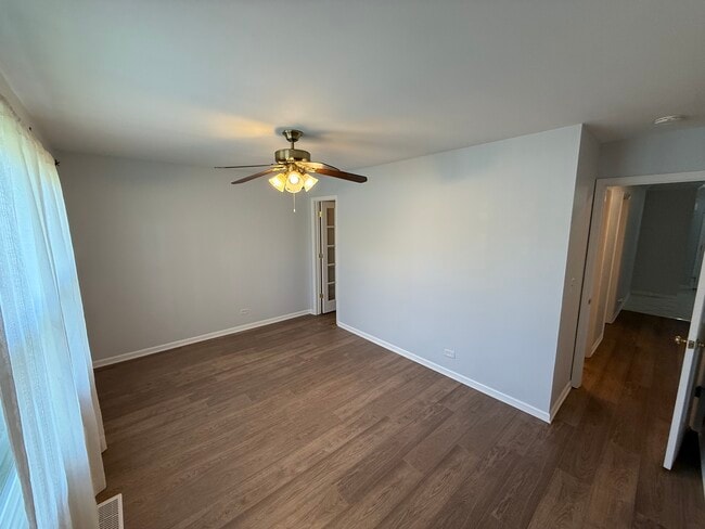 Building Photo - 1007 Bayshore Dr