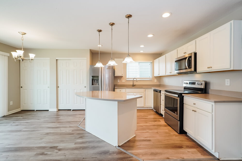 Building Photo - 7500 Willow Leaf Dr