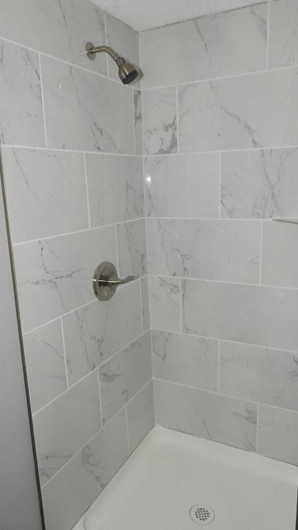 Building Photo - 2222 S Arlington Ave