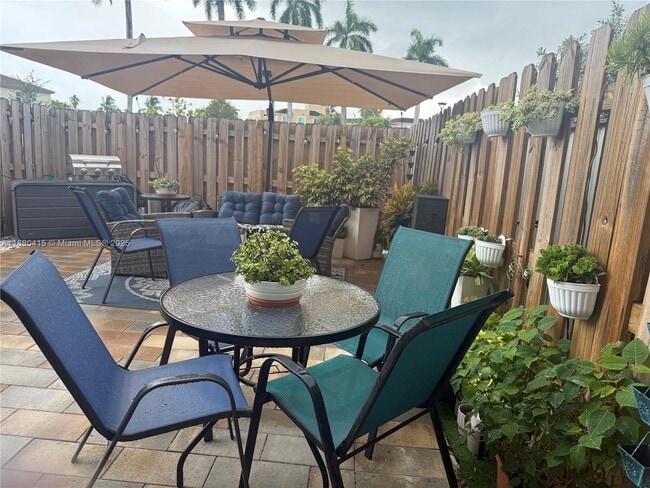 Building Photo - 12109 NW 24th Ct