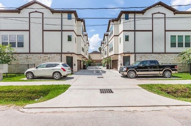 Building Photo - 5433 Kiam St