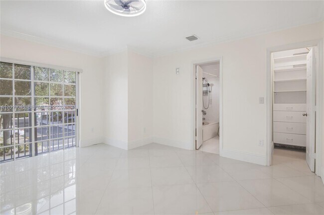 Building Photo - 7773 SW 94th Ln