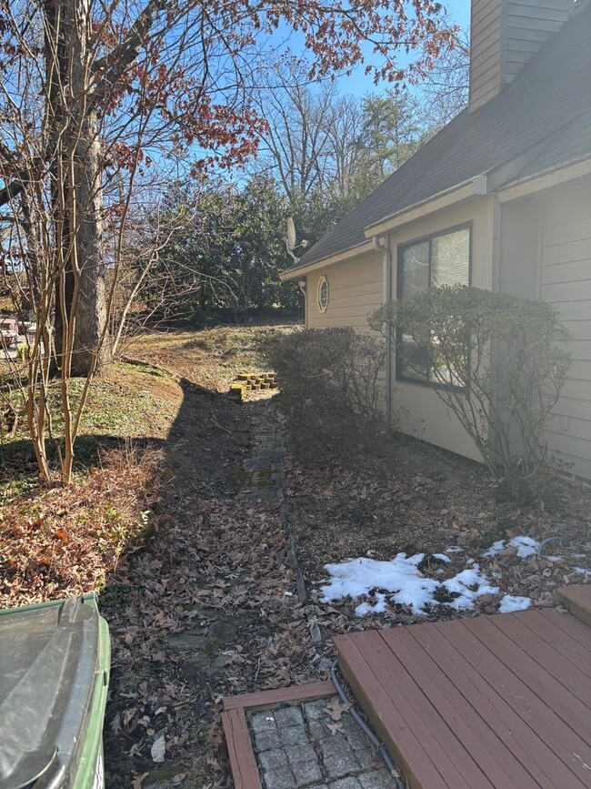 Building Photo - Great 3BR/2BA Townhouse in Mill Creek