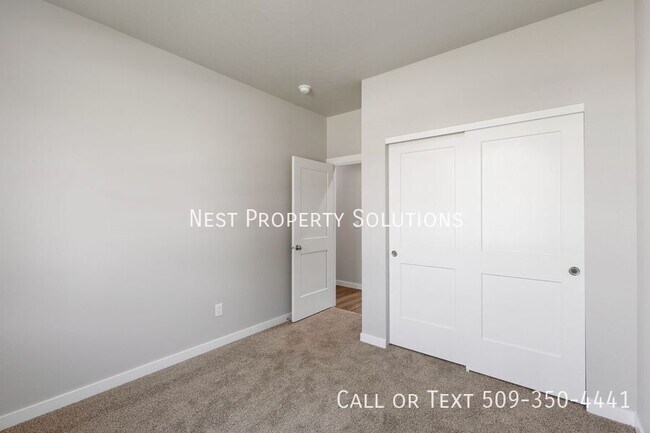 Building Photo - 514 S Dorsing-