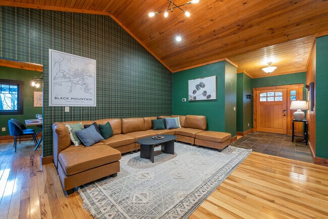 Building Photo - 39 Great Aspen Way