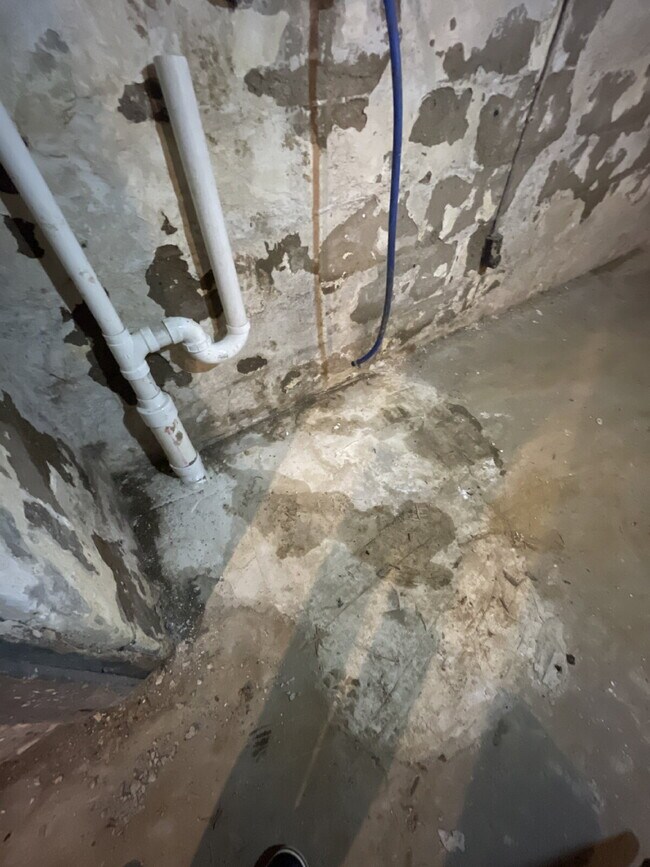 Building Photo - 618 Penn Ave