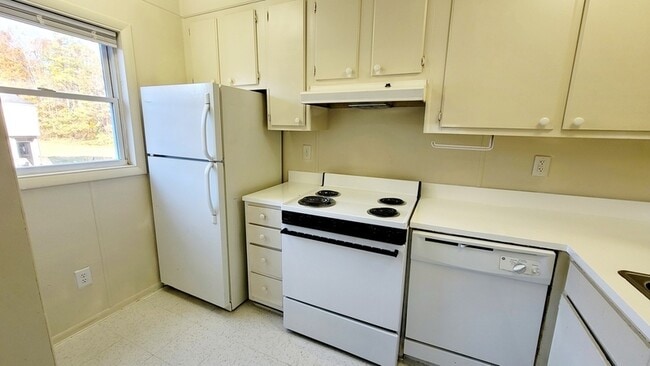Building Photo - 3949 Keswick Ct