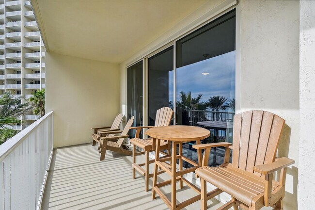 Building Photo - 104 Gulfside Ct