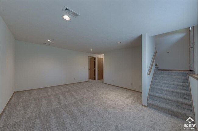 Building Photo - 555 N Bristol Ct