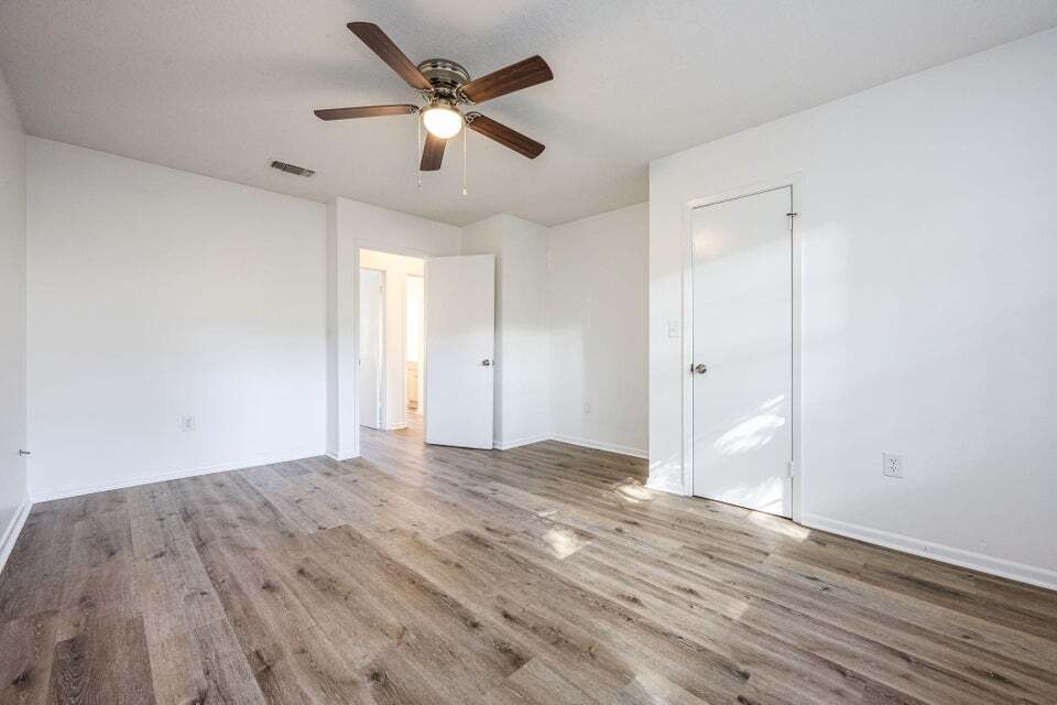 Building Photo - 1013 Holton Ave