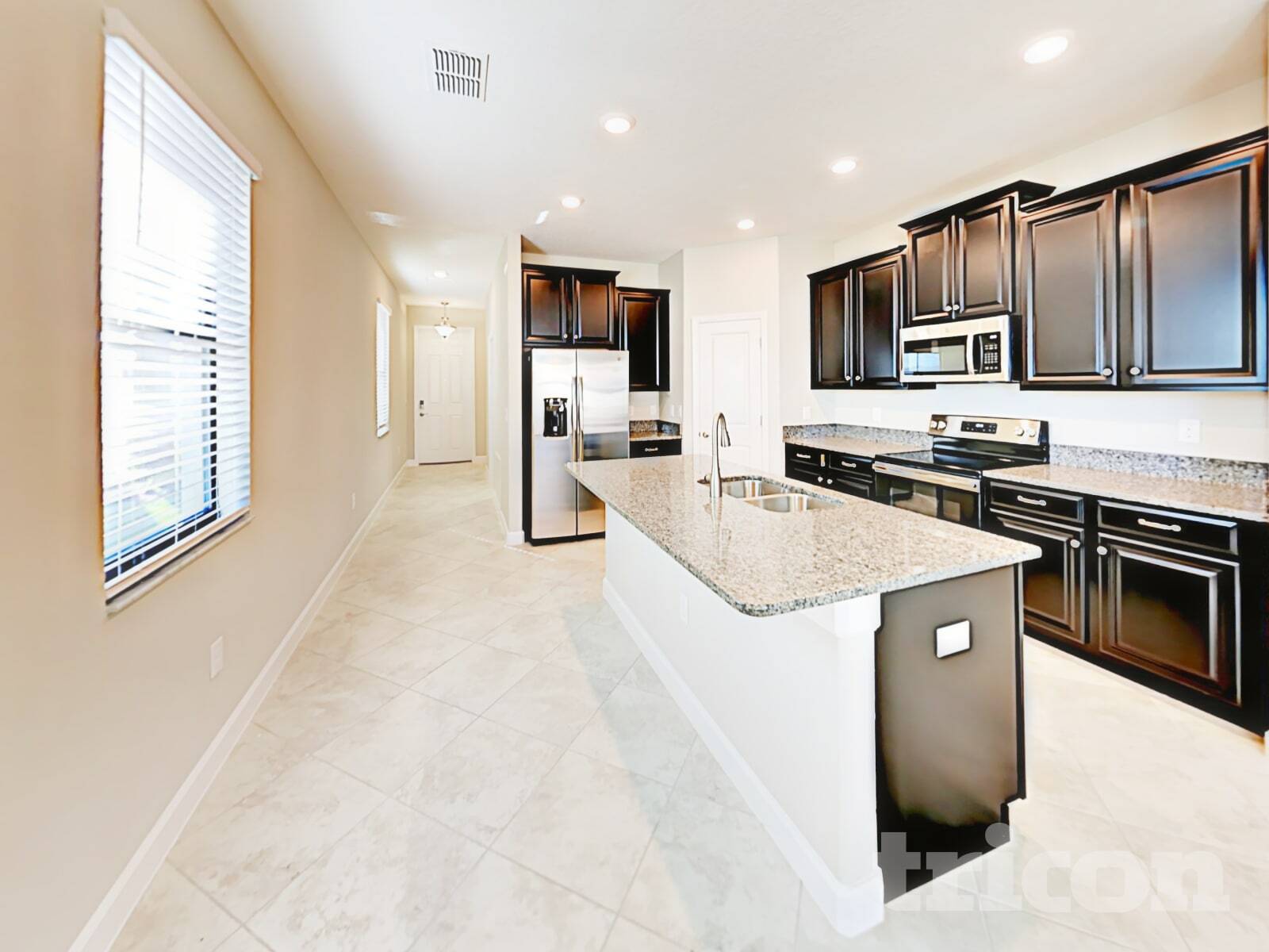 Building Photo - 9735 Ivory Dr