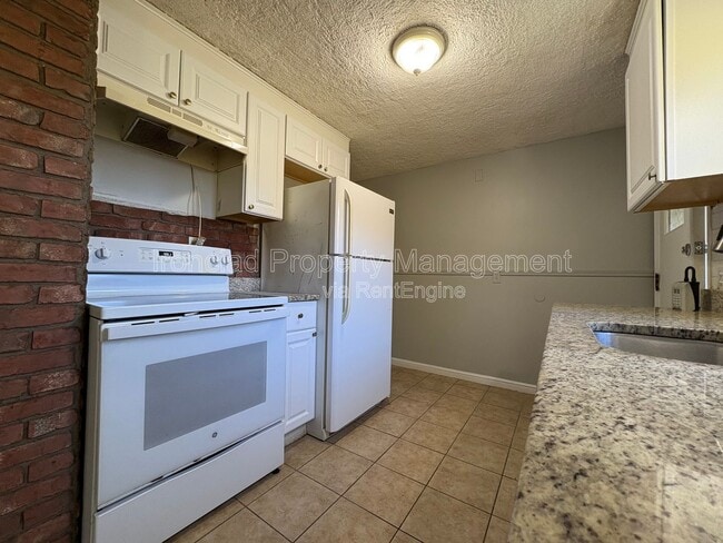 Building Photo - 600 Wadsworth St