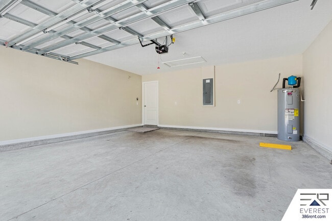 Building Photo - 5 Birchfield Pl
