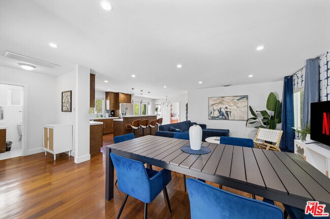 Building Photo - 1610 S Hayworth Ave