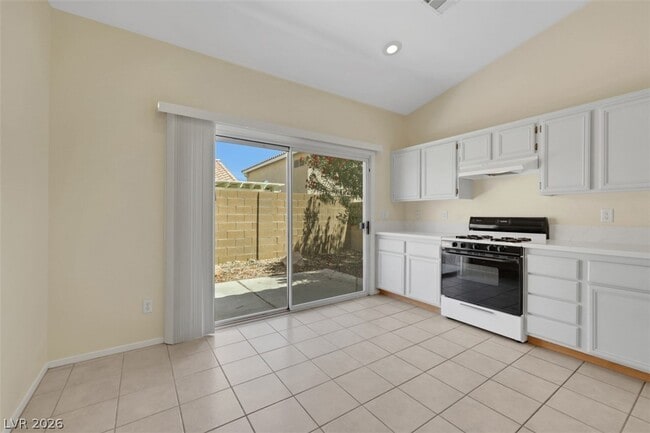 Building Photo - 10356 Rocky Waters Ave