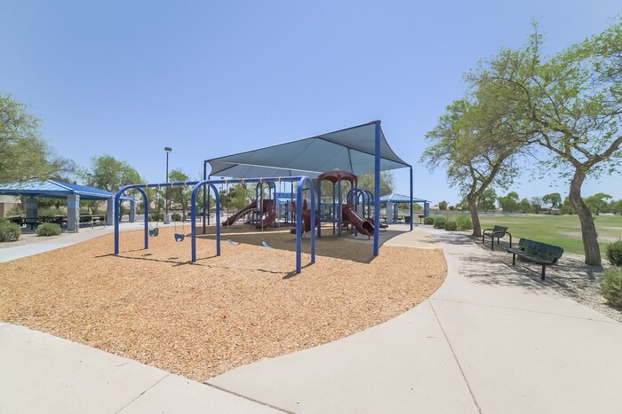 Building Photo - 9542 W Potter Dr
