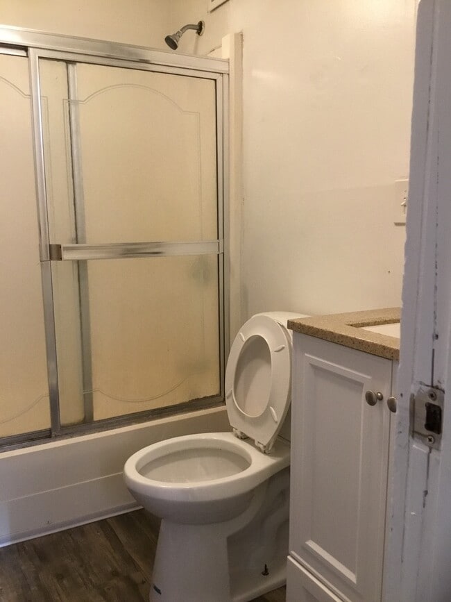 Building Photo - 514-516 ½ N 9th Street