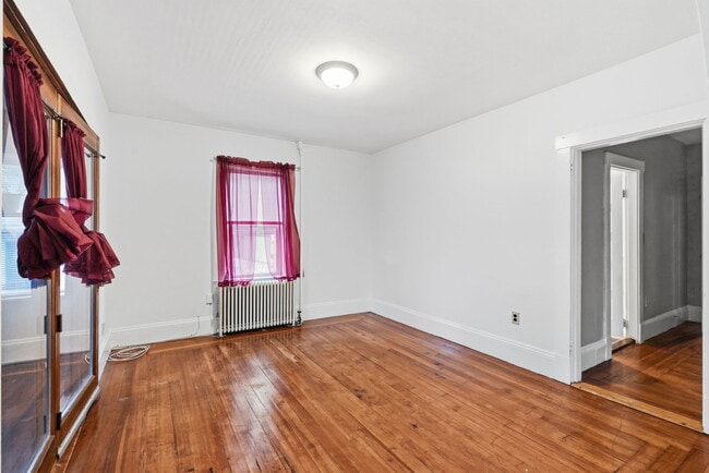 Building Photo - 457 N Franklin St