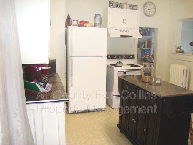 Building Photo - 401 Elm St