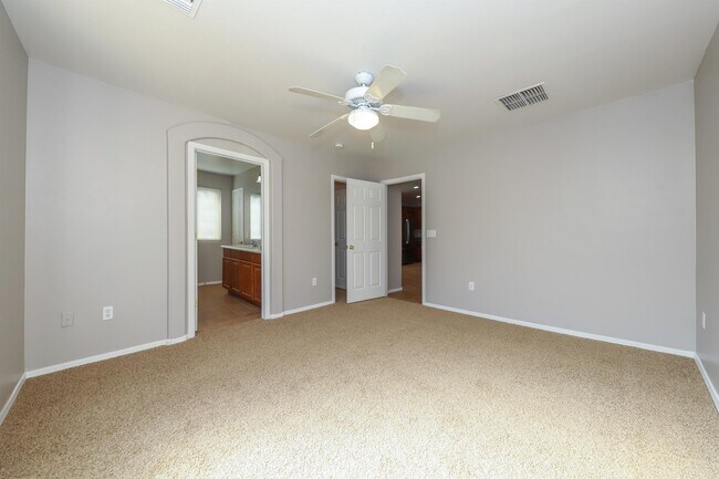 Building Photo - 8187 S Camino SERPE