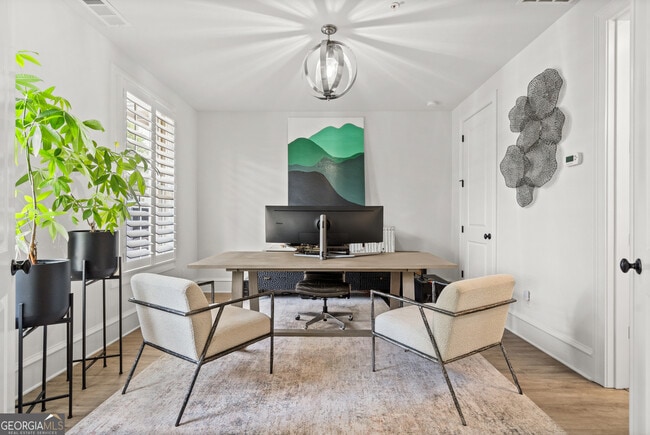 Building Photo - 355 S Esplanade