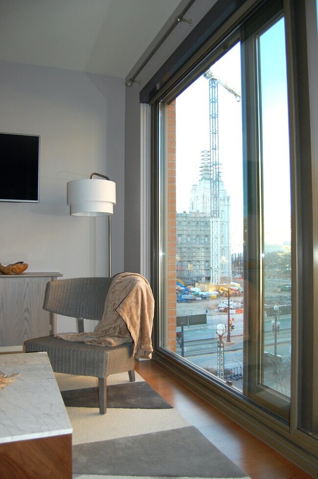 Building Photo - 55 W S Temple