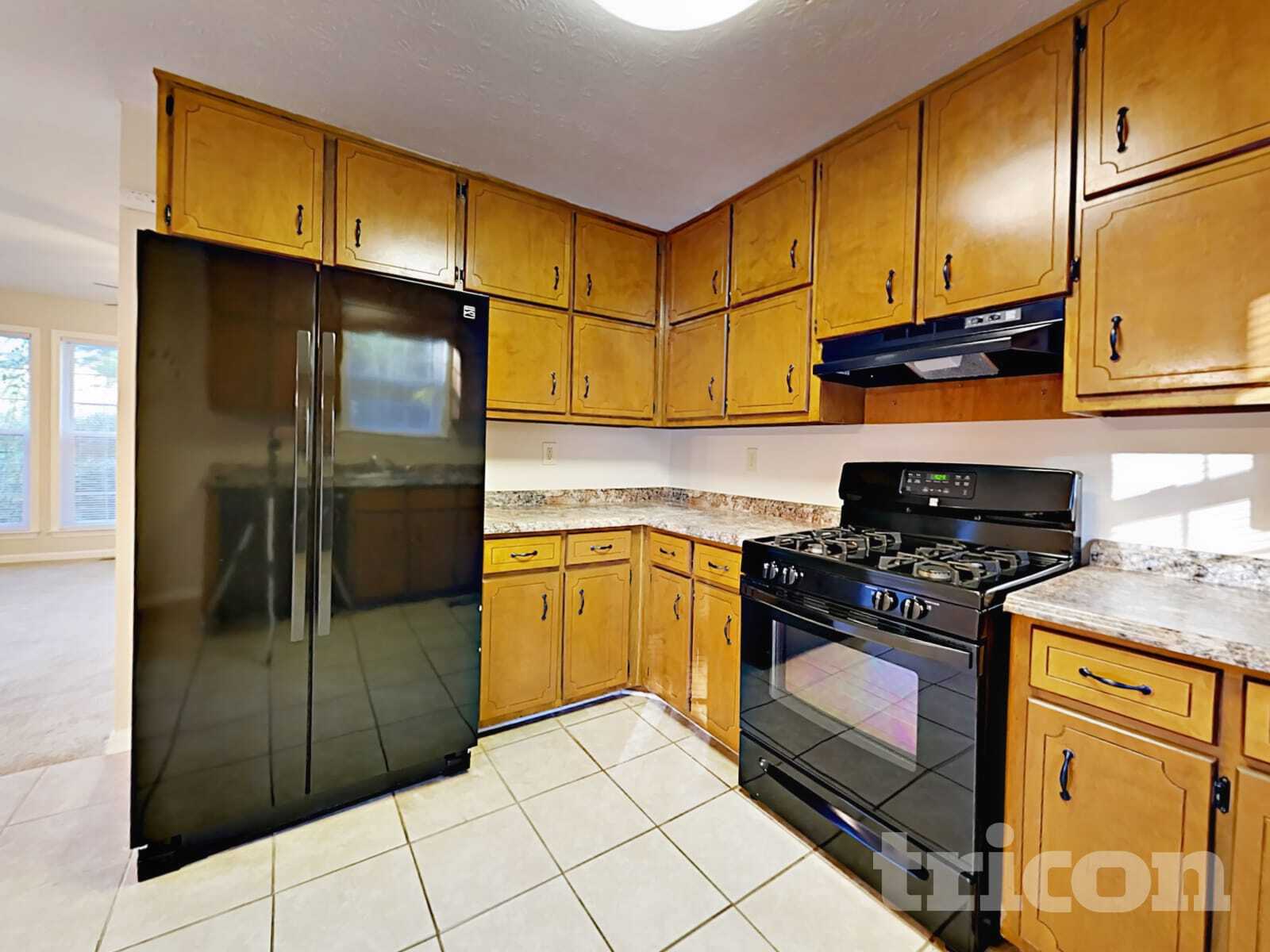 Building Photo - 4680 Woodglen Ct