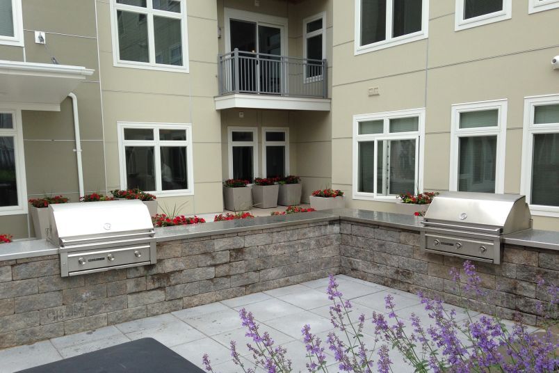 Building Photo - 223 Concord Tpke