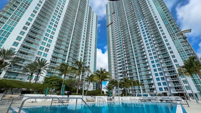 Building Photo - 950 Brickell Bay Dr