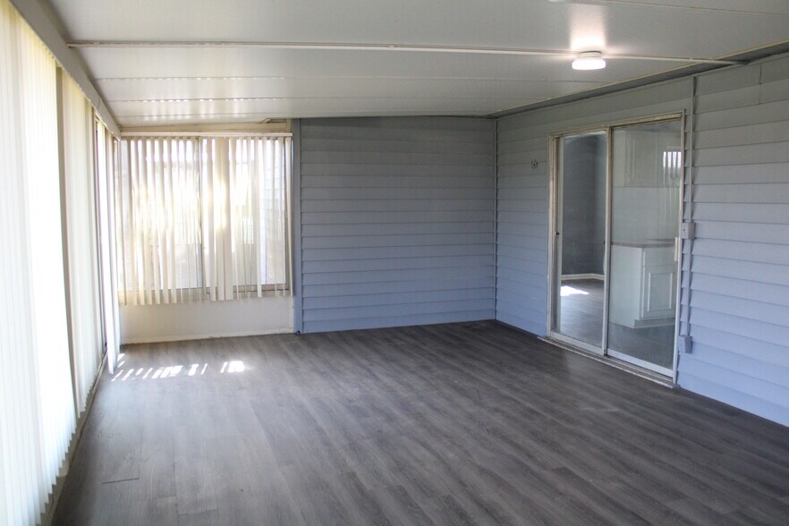 Building Photo - 3374 Brownbark Dr