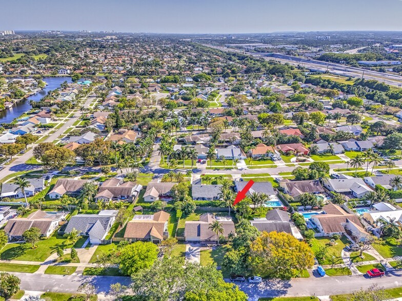 Building Photo - 1386 Fulmar Dr