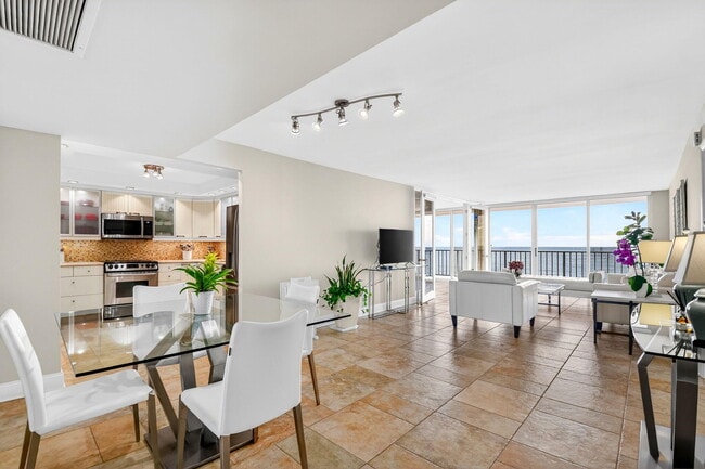 Building Photo - 3456 S Ocean Blvd