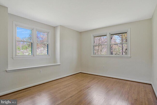 Building Photo - 9685 Howes Rd