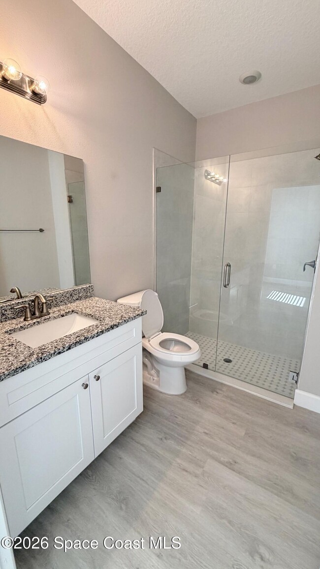 Building Photo - 1318 Saxony Rd SW