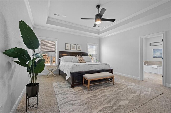 Building Photo - 230 Bequette Ln