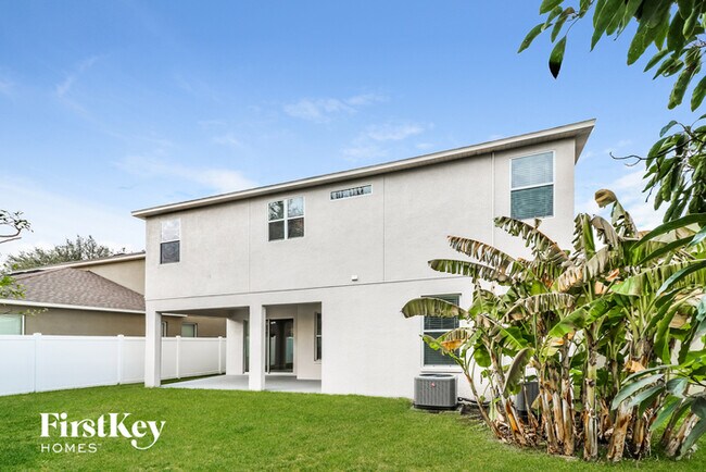 Building Photo - 415 Westchester Hills Ln