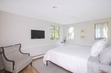 Building Photo - 72 Ledge Rd