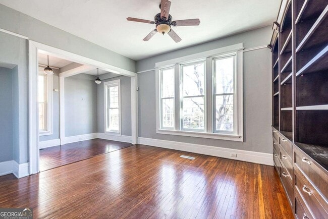 Building Photo - 692 Myrtle St NE