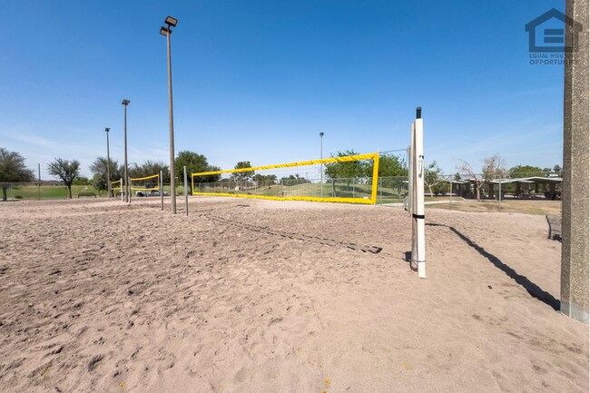 Building Photo - 3Bed/2Bath House at Baseline Rd/Rural Rd! Ready for Immediate Move-In! – NO HOA!
