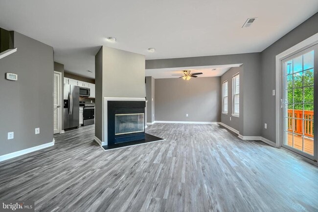 Building Photo - 4204 Red Ridge Way