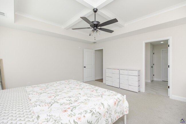 Building Photo - 210 Saraland Trl