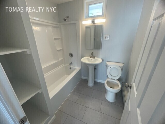 Building Photo - 33 Union Ln