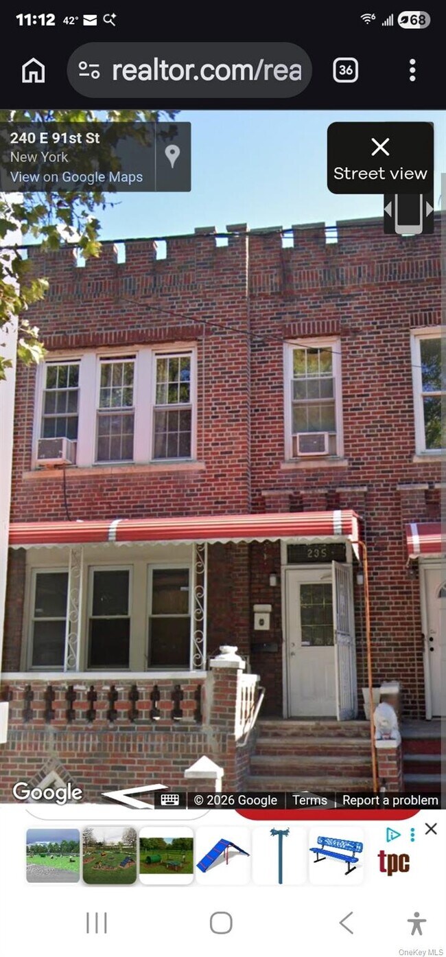 Building Photo - 235 E 91st St